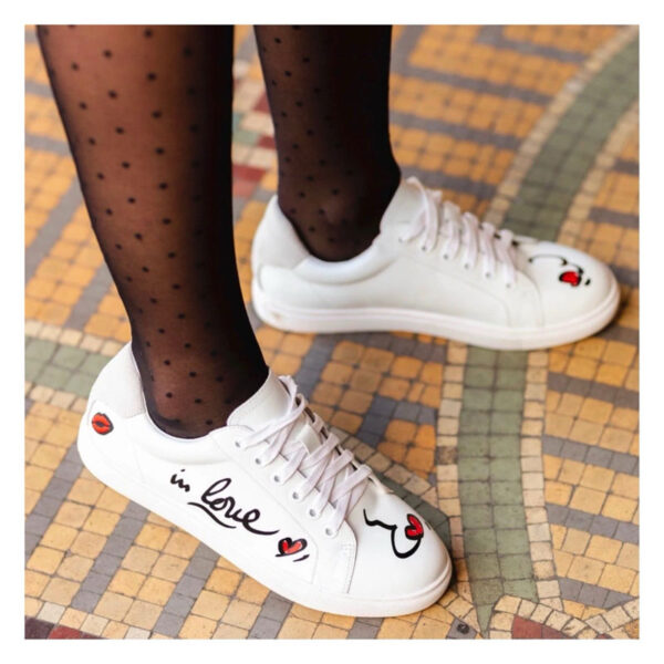 baskets, in love, simone, bons baisers de paname, lacets