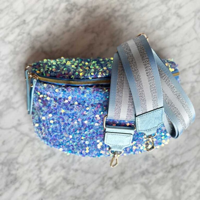 Banane, bleu irisé, sequin, paillettes