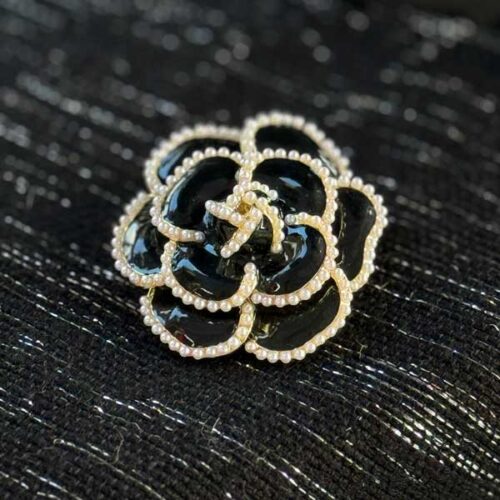 broche, camelia, noir, dore, perles,