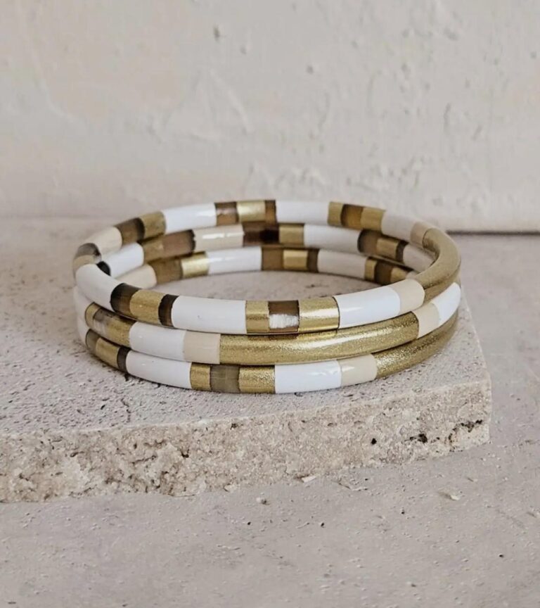 Bracelet, corne de buffle, laqué, blanc, jonc, doré, crème
