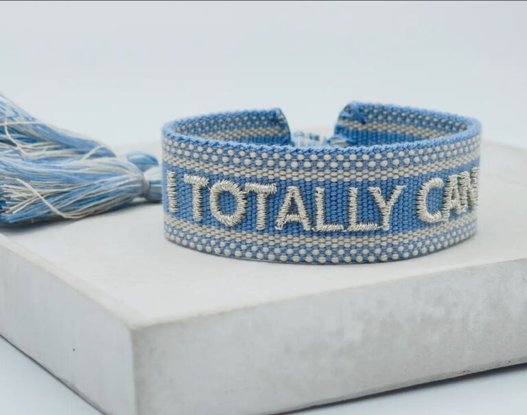 bracelet, mantra, I totally can, bleu, argenté, ponpon