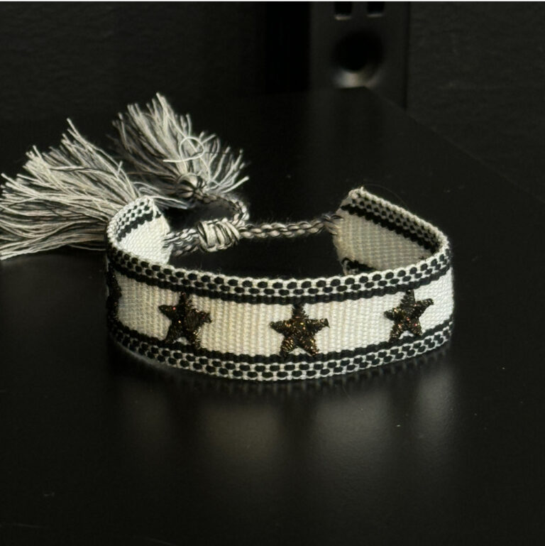 Bracelet, tissu, mantra, blanc, etoile noir, pompom